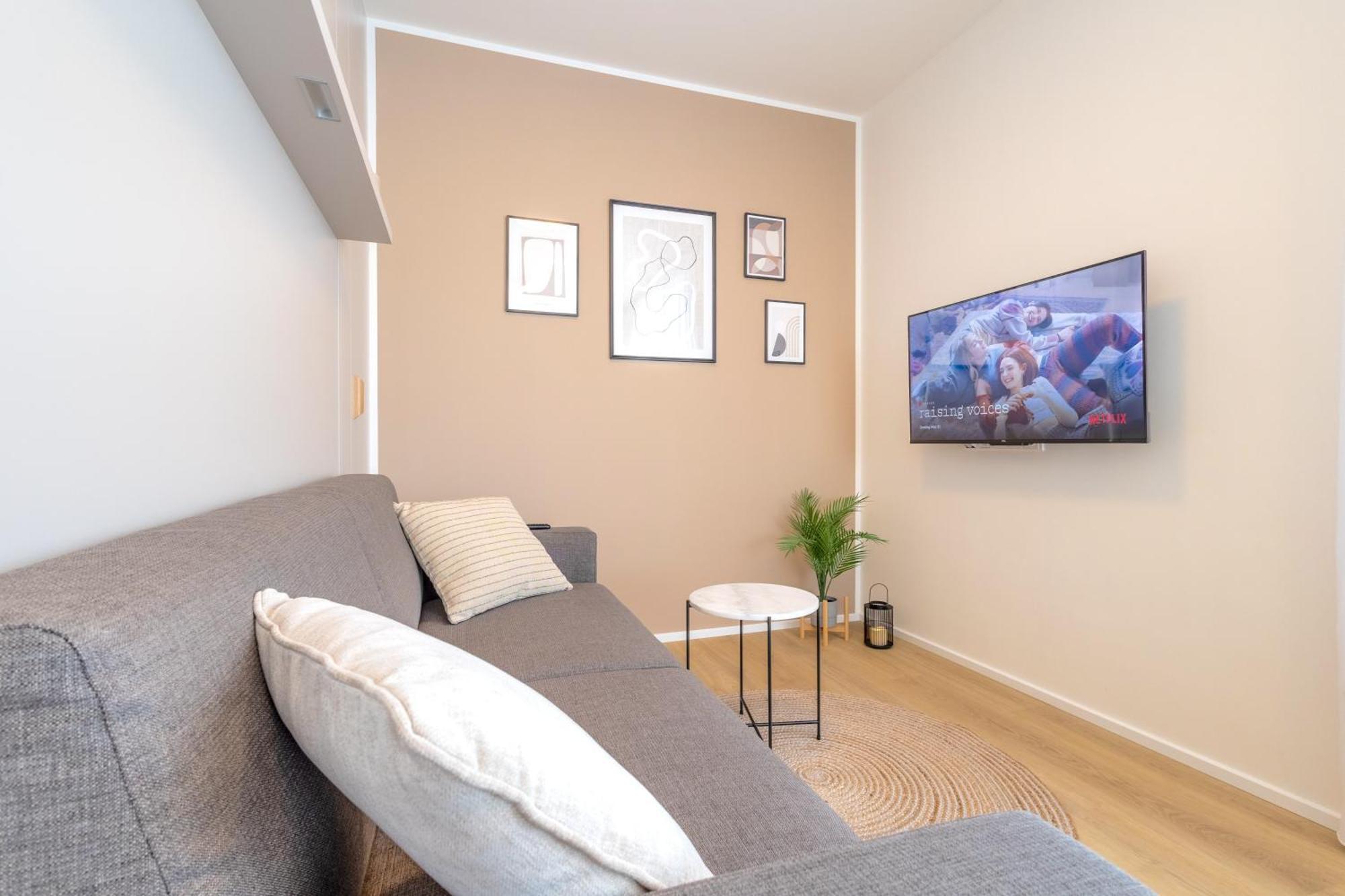 Apartament Bright 2Br - 5Th Floor, Balcony, Free Parking By Gravity Praga Zewnętrze zdjęcie