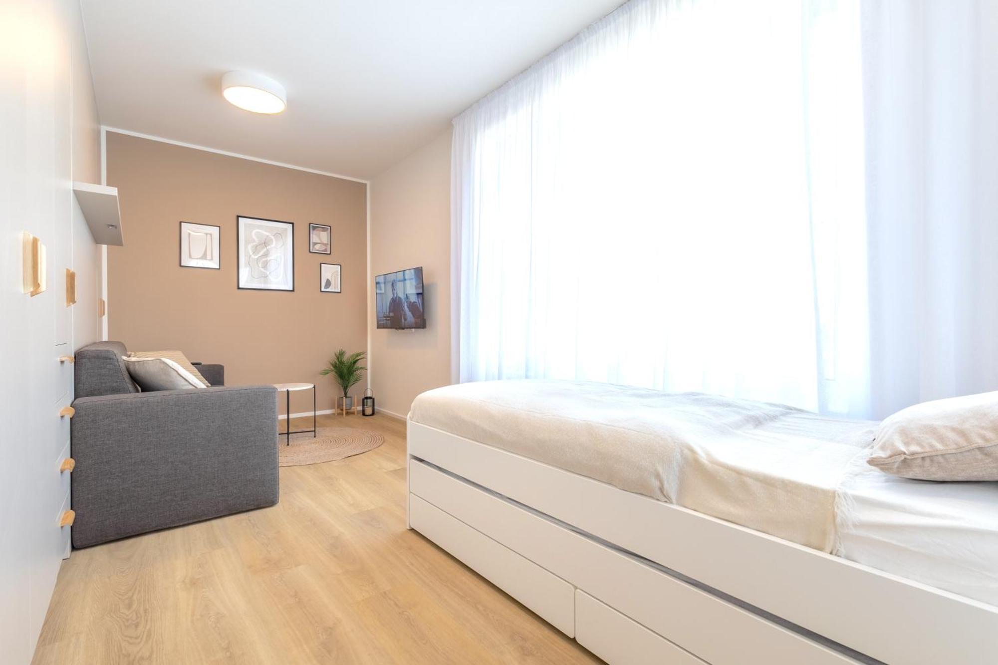 Apartament Bright 2Br - 5Th Floor, Balcony, Free Parking By Gravity Praga Zewnętrze zdjęcie